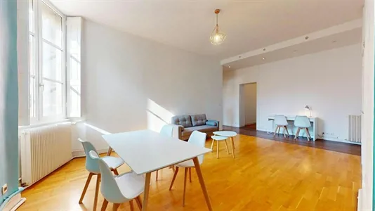 Apartments in Lyon - photo 3