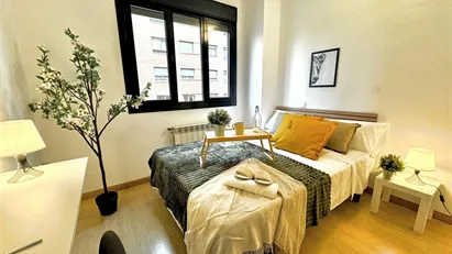 Room for rent in El Encinar de los Reyes, Comunidad de Madrid