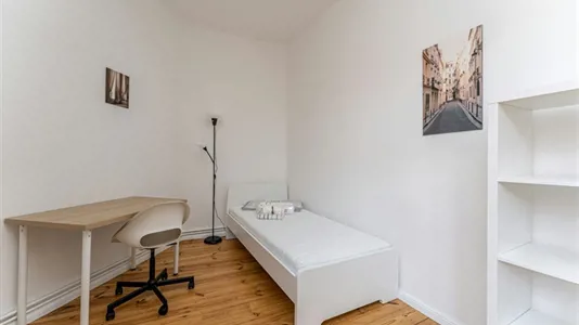 Rooms in Berlin Friedrichshain-Kreuzberg - photo 3