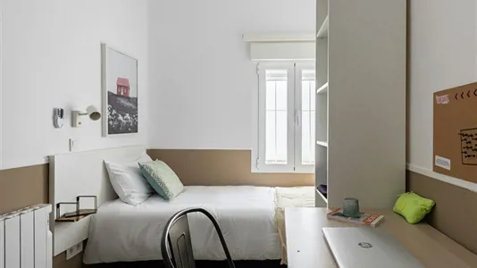 Rooms in Getafe - photo 1