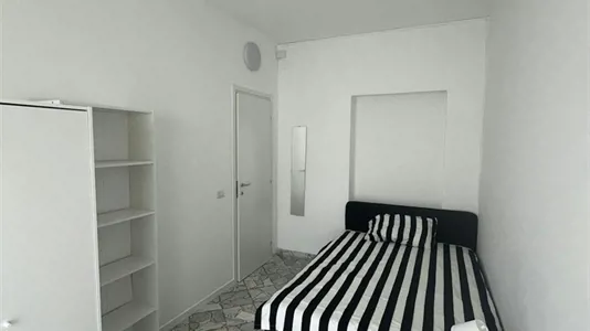 Rooms in Bari - photo 1