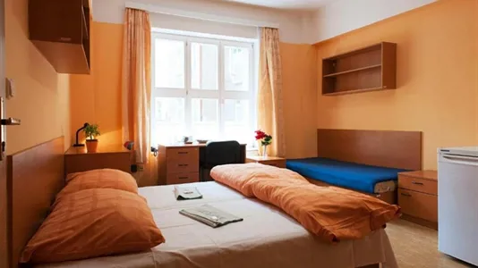 Rooms in Praha 6 - photo 1