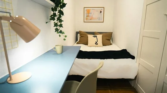 Rooms in Madrid Moncloa-Aravaca - photo 1