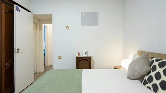 Rooms in Madrid Retiro - photo 3