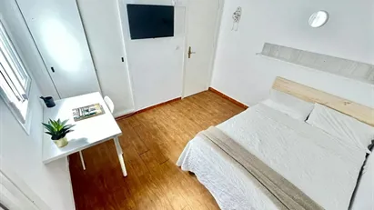 Room for rent in Santiponce, Andalucía