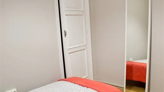 Rooms in Valencia Extramurs - photo 2