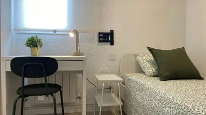 Room for rent in Adaro, Comunidad de Madrid