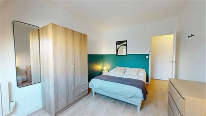 Room for rent in Paris 8ème arrondissement, Paris