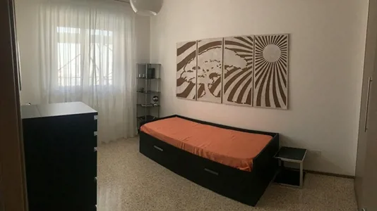 Rooms in Milano Zona 5 - Vigentino, Chiaravalle, Gratosoglio - photo 1