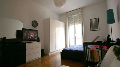 Room for rent in Milano Zona 9 - Porta Garibaldi, Niguarda, Milan