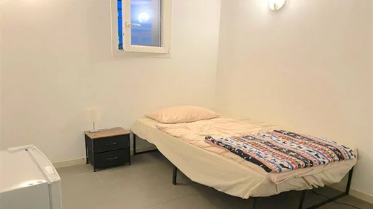 Rooms in Roma Municipio VI – Roma Delle Torri - photo 1